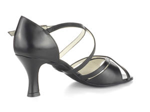 Werner Kern July 6,5 schwarz