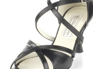 Werner Kern July 6,5 schwarz