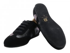 Werner Kern 28061 Bari schwarz