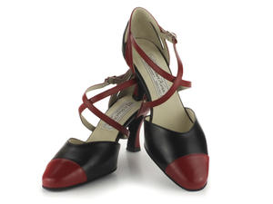 Werner Kern Brooke 6,5 schwarz-rot