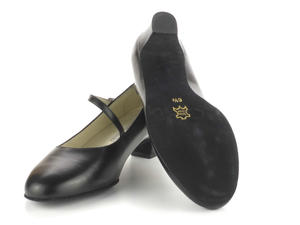 Werner Kern Cindy 3,4 schwarz