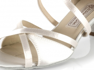 Werner Kern July 5,5 weiss